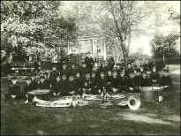 TRI CITY BAND CIRCA 1919.JPG (112484 bytes)