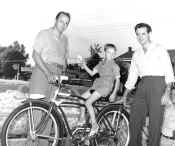 Marsh Oakley Wins Bike At Meadow Dairies.jpg (199277 bytes)