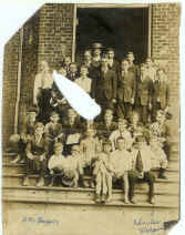 19201stBaptistChurchSundaySchool.JPG (978118 bytes)